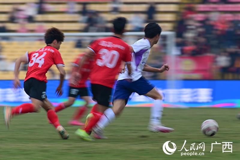 近4万人共赴绿茵盛宴 “体育＋”绘就县域振兴新篇